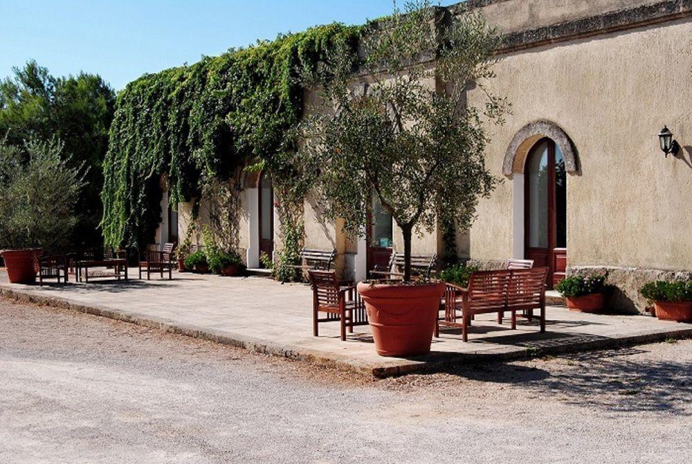 Bio-Agriturismo Masseria La Palombara Salve Exterior photo